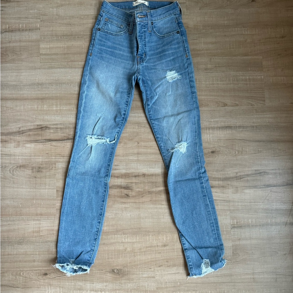Madewell High-waisted distressed blue denim jean, size 23 9” high rise Skinny